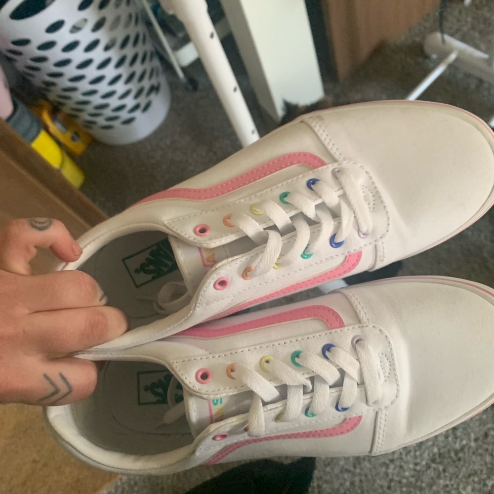 White and pink vans